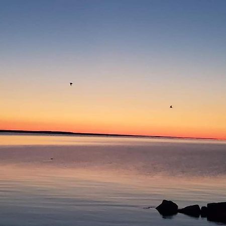 Bayview Lakefront Inn Saint Ignace Esterno foto